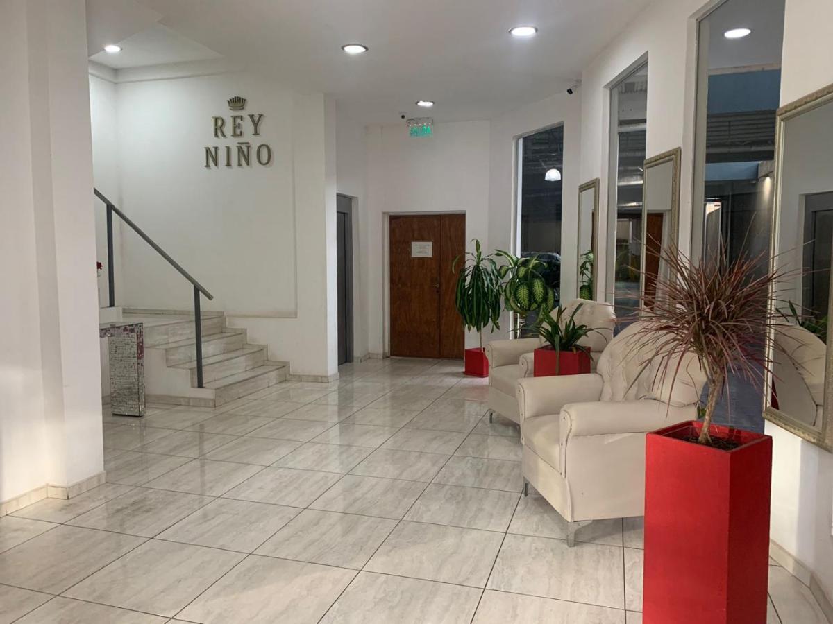 Edificio Rey Nino Apartment Посадас Екстериор снимка